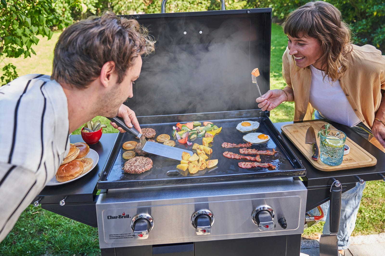 En mängd grillrätter tack vare helgjuten grillplatta